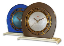 Telechron 4F71 Casino mirror on white plaskon base clocks