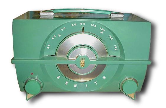 Zenith R-615F bakelite with green finish, chrome accents, 50s