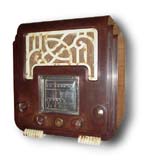 AWA Radio model 33A, large bakelite with marbled beetle grille and feet, Australian