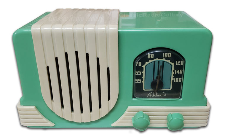 Canadian Addison Radio model 52 Waterfall, green plaskon with white trim