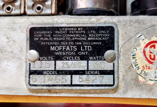 Canadian Crosley Radio model G1465 catalin chassis label