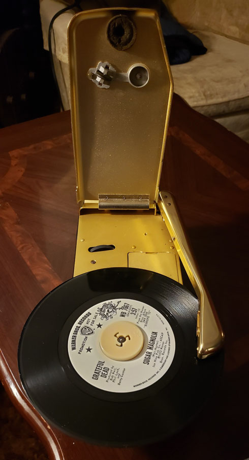 Emerson Wondergram portable phonograph U.K.