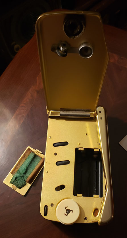 Emerson Wondergram portable phonograph U.K.