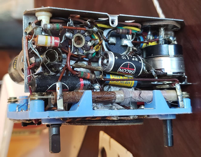 Gnomo CHASSIS BOTTOM view