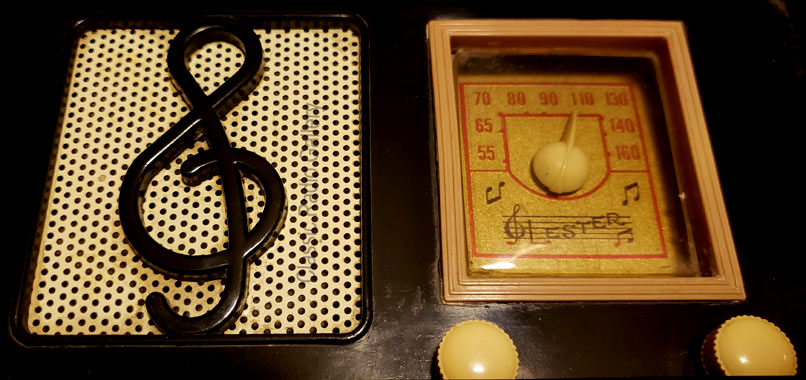 Lester Piano Radio 494 dial