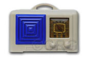 Fada Radio model L56 with white plaskon cabinet and blue concentric grille, 1940