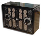IRC International Radio Corp Kadette model H with black bakelite cabinet, 1931