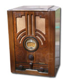 Philco Radio model 38-610, tombstone wood radio