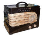 Philco Radio model TP21, brown bakelite, tenite grille, pushbuttons, 1939