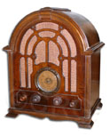 RCA Radio model 121, tombstone style, round airplane dial
